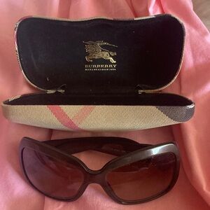 Burberry Women's Sunglasses with Black Frame and Brown Lenses